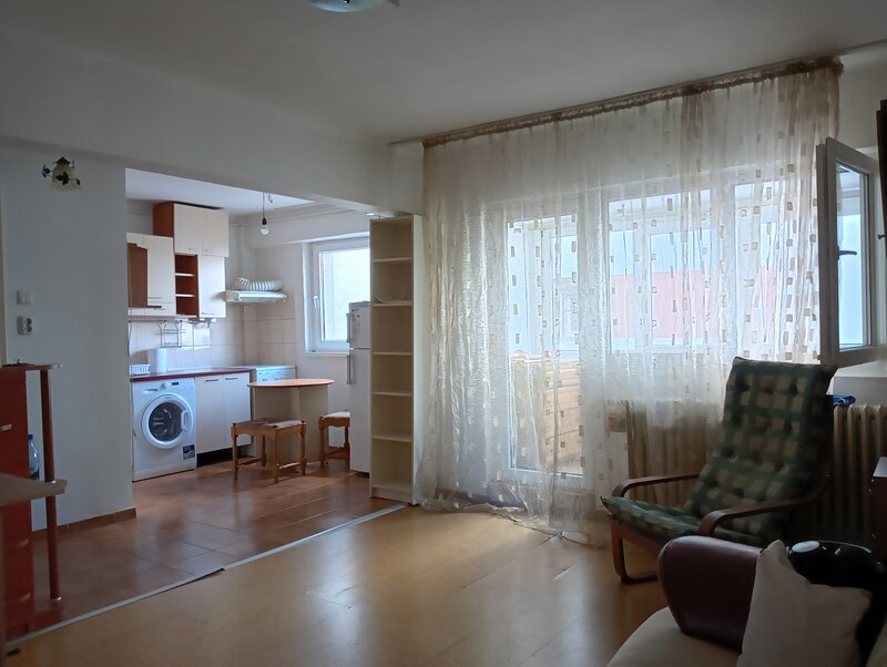 Dorobanti, garsoniera mobilata si utilata, str. Hatmanul Arbore