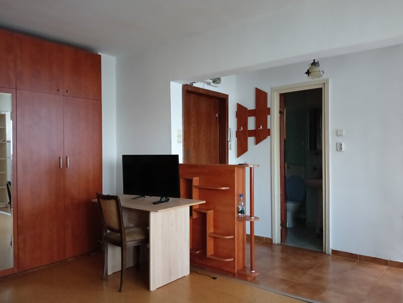 Dorobanti, garsoniera mobilata si utilata, str. Hatmanul Arbore