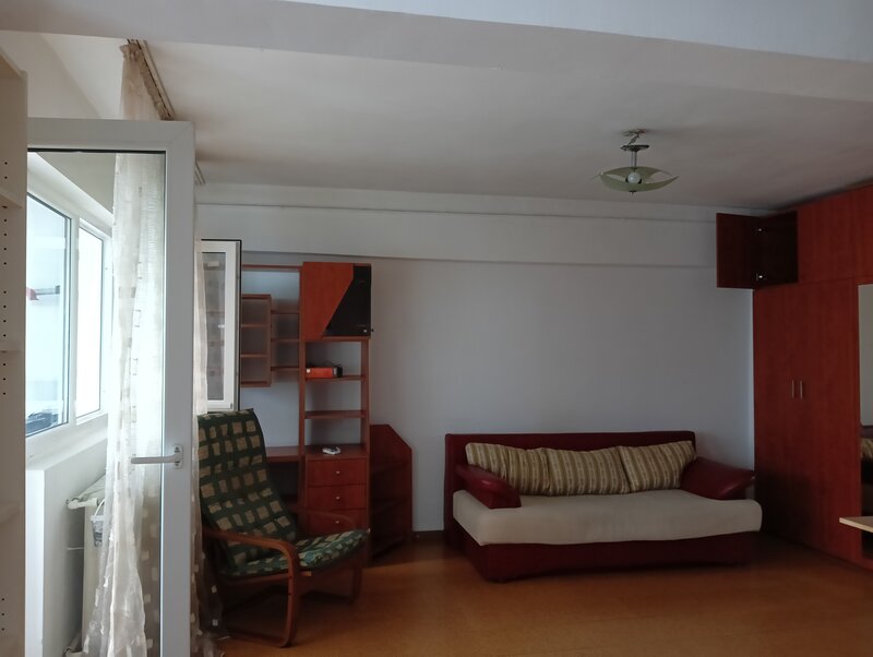 Dorobanti, garsoniera mobilata si utilata, str. Hatmanul Arbore