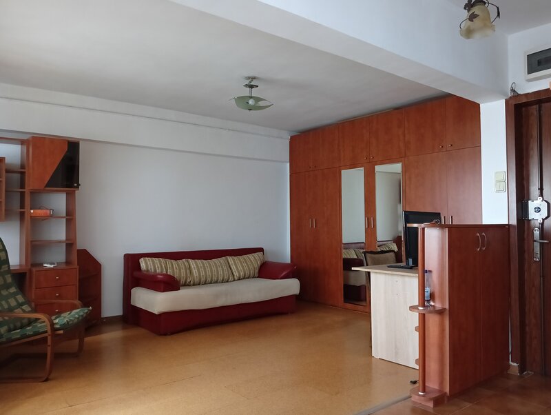 Dorobanti, garsoniera mobilata si utilata, str. Hatmanul Arbore